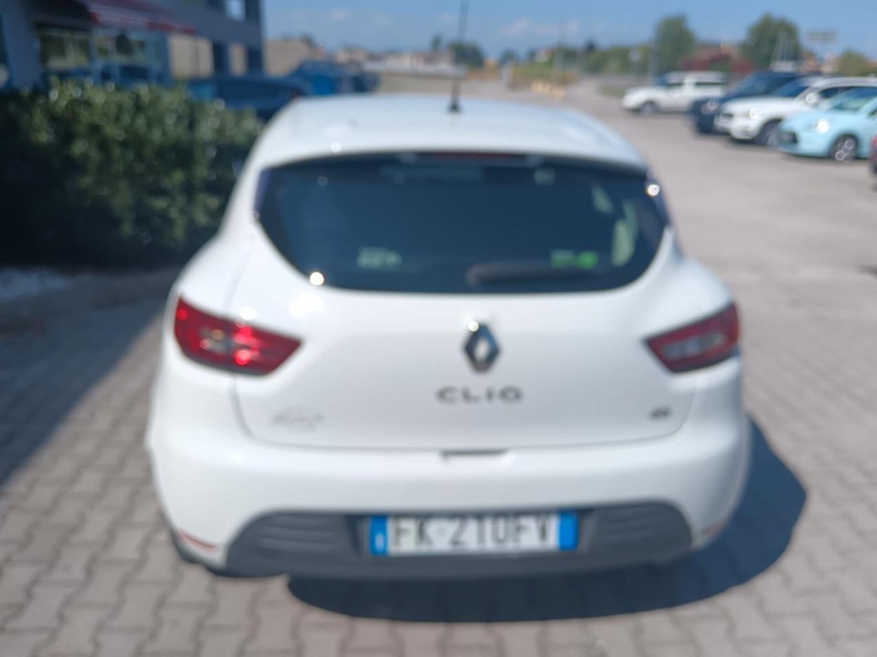 RENAULT CLIO 1.5 VAN - IVA ESPOSTA