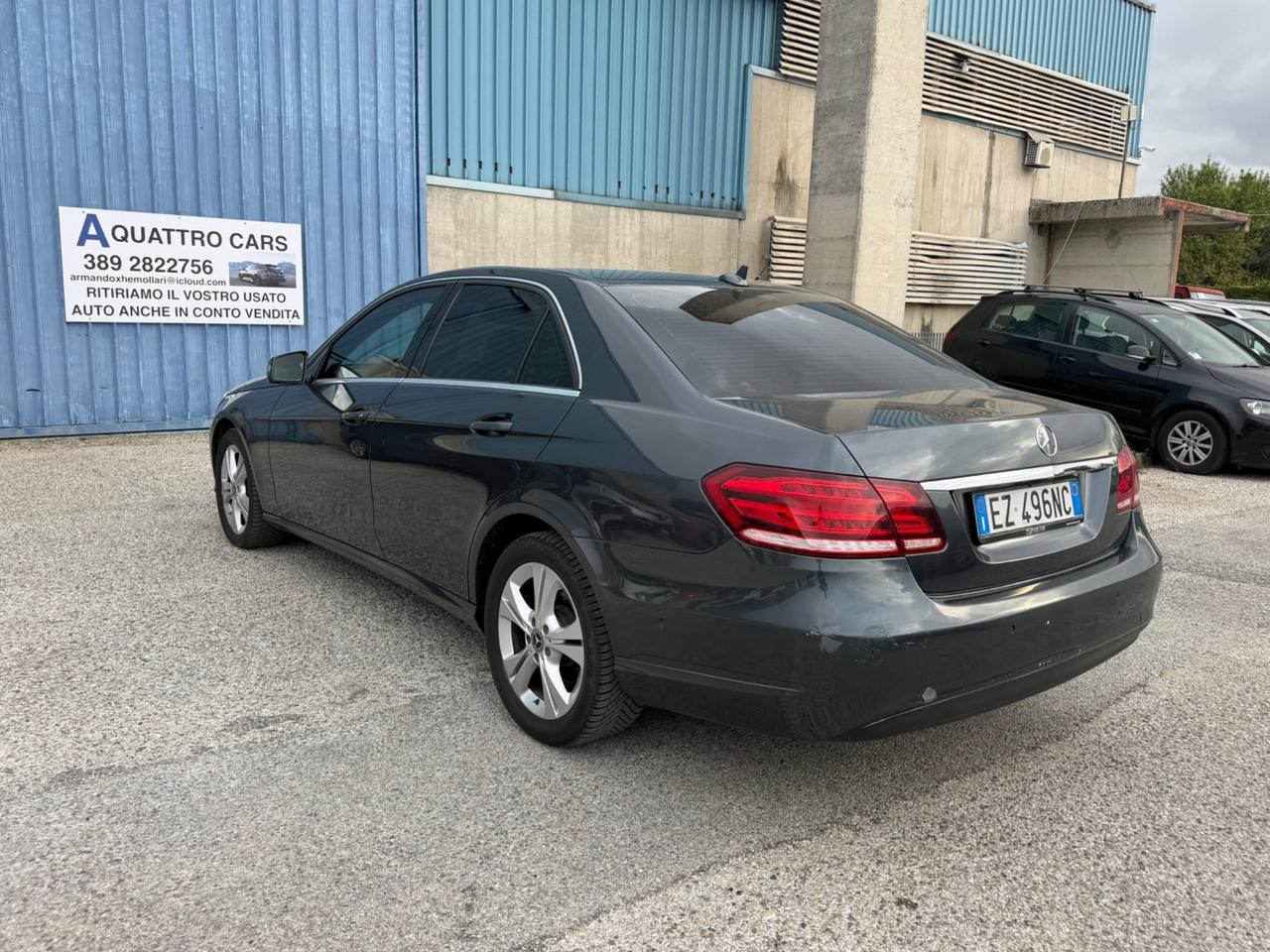 Mercedes-benz E 220 Blue TEC Automatic Premium -