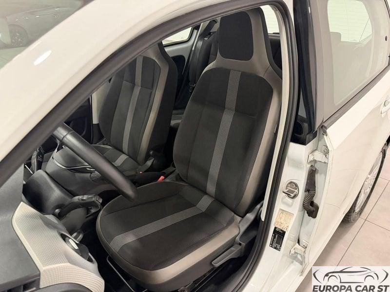 Volkswagen up! 1.0 high up!