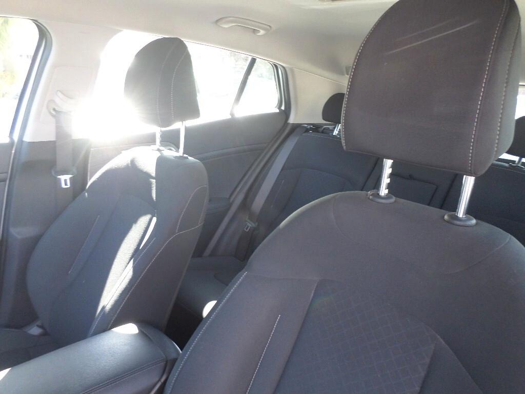 Kia Sportage 1.6 CRDi MHEV DCT Business