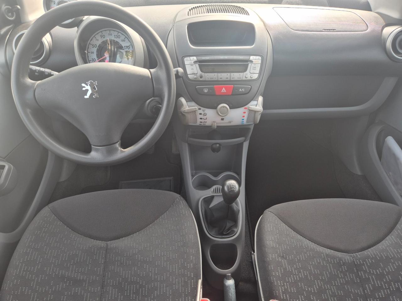Peugeot 107 1.0 68CV 5p. 2011