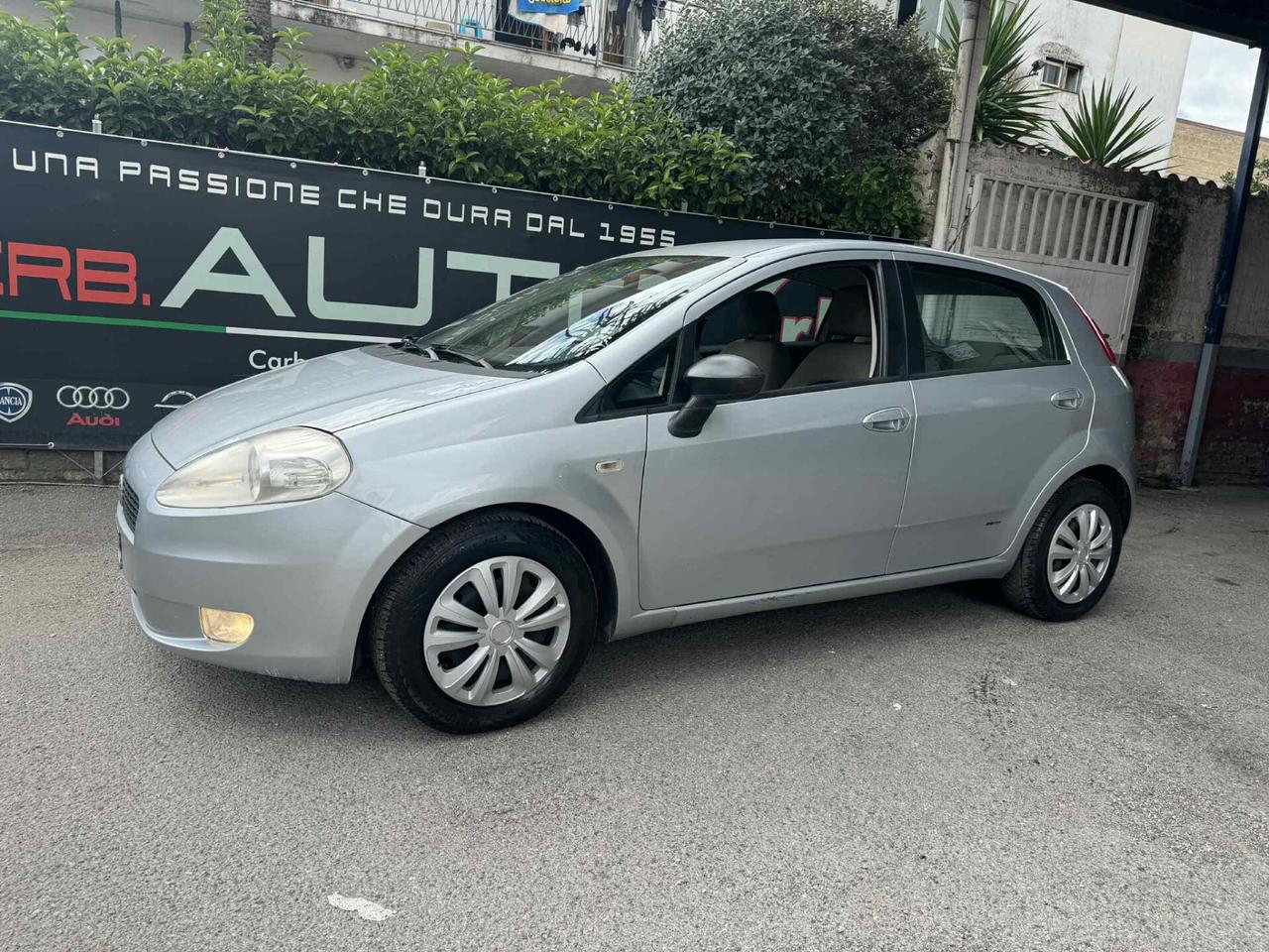 Fiat Grande Punto 1.4 5 porte FULL PROV NORD ITA