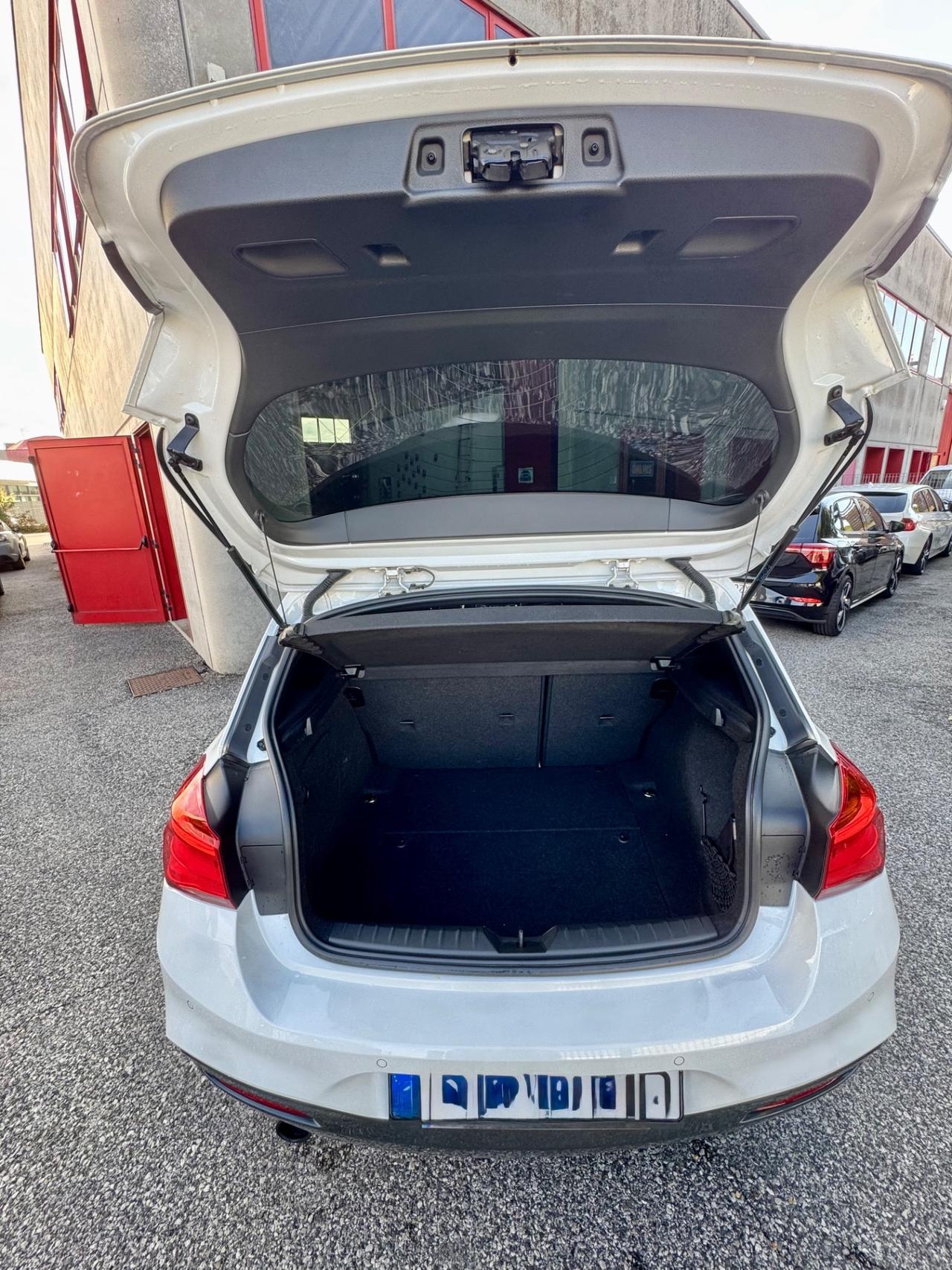 Bmw 116 116i 5p. Msport