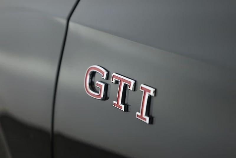 Volkswagen Golf Golf 2.0 TSI GTI DSG TETTO BLACK STYLE HEAD-UP CAMERA LED 19"