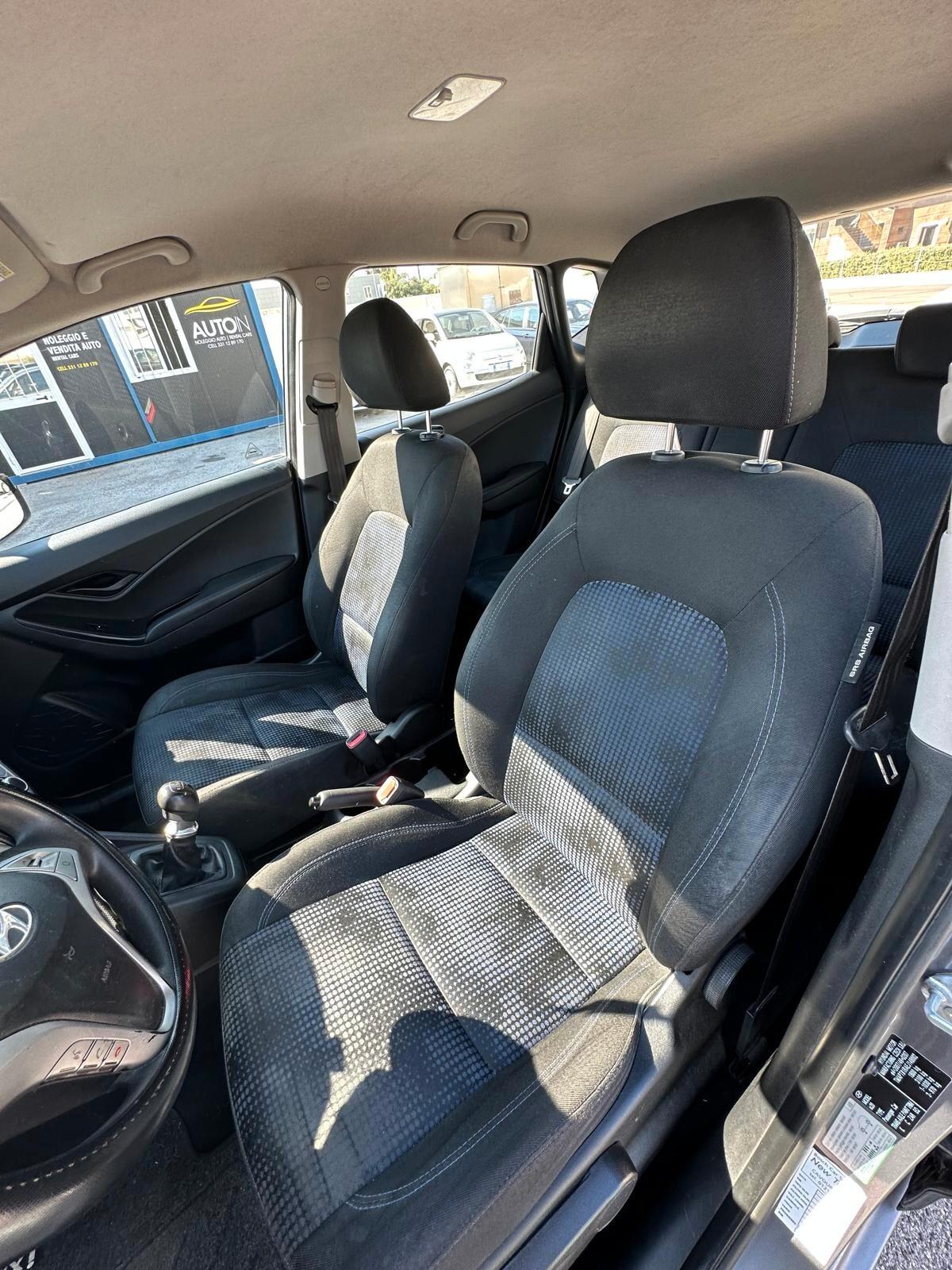 HYUNDAI ix20 1.4 CRDI 90 CV Comfort