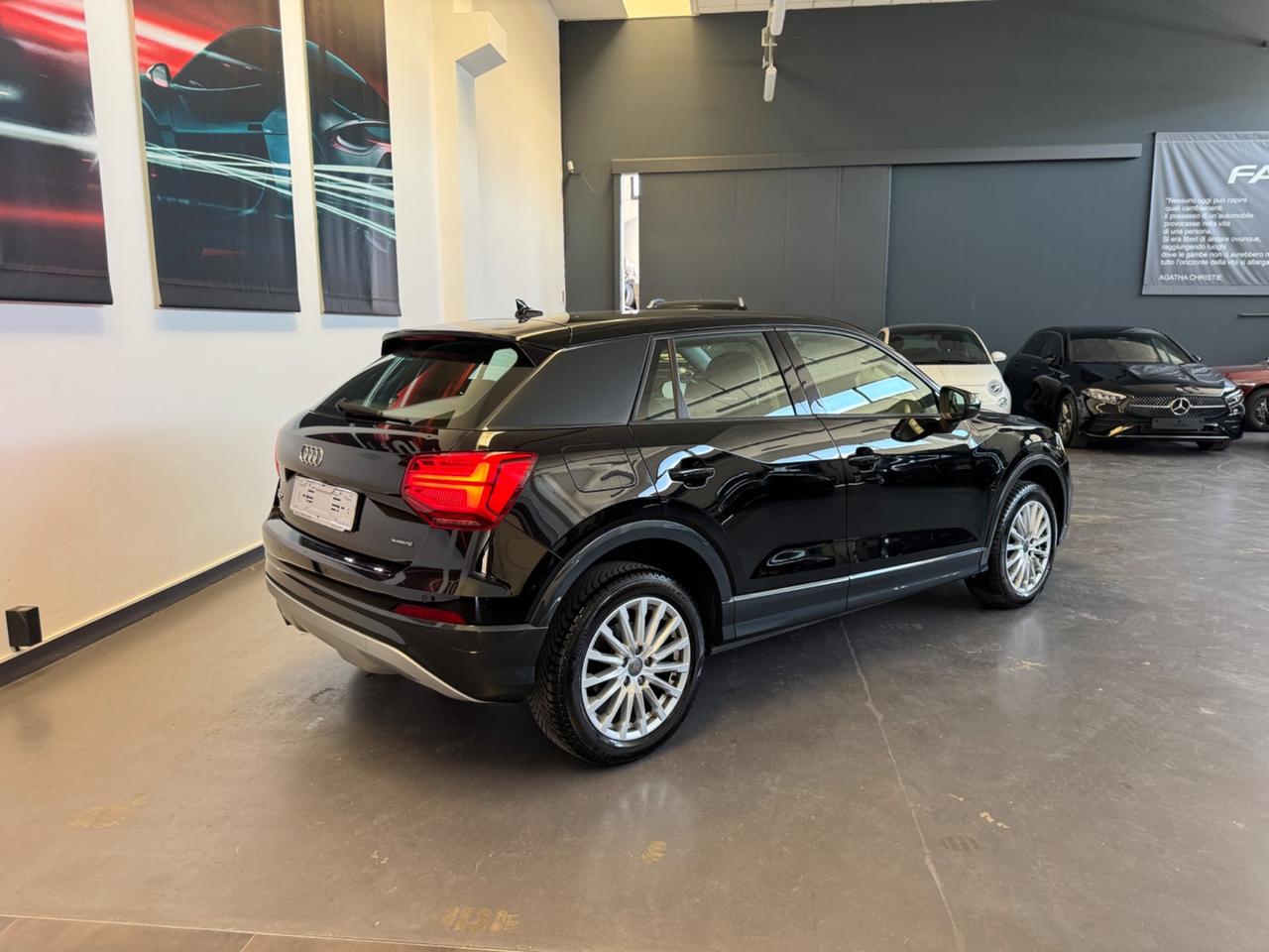Audi Q2 40 TFSI quattro S tronic Identity Black