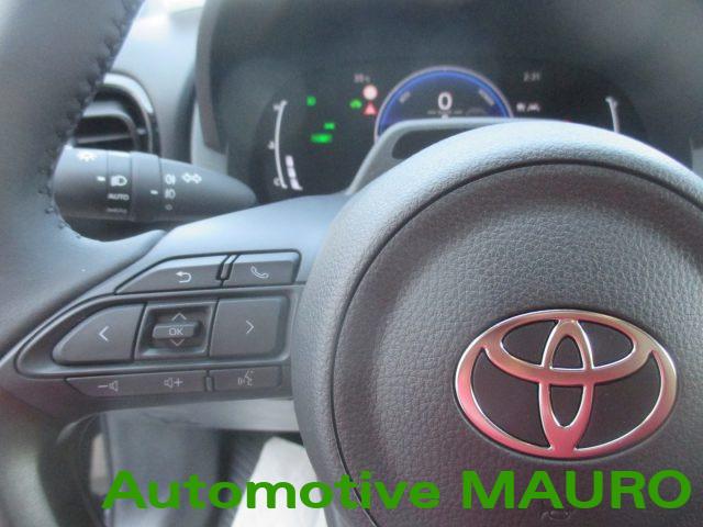 TOYOTA Yaris 1.5 Hybrid 5 porte Icon - NEOPATENTATI