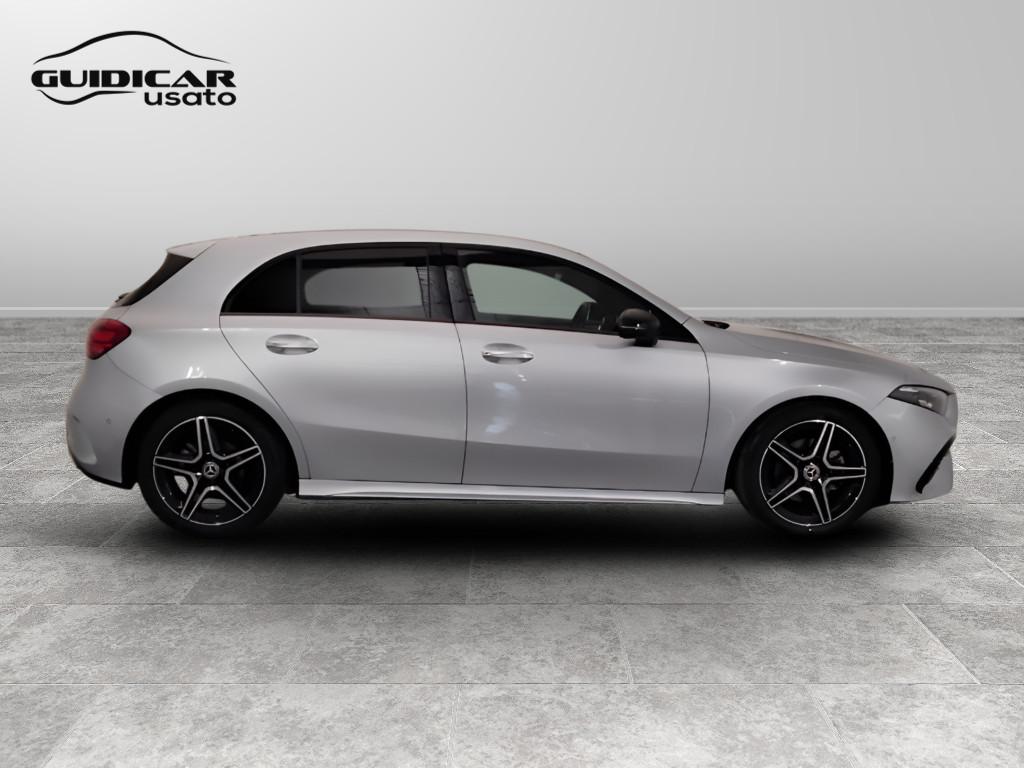 Mercedes-Benz Classe A - W177 2023 - A 180 d AMG Line Advanced Plus auto