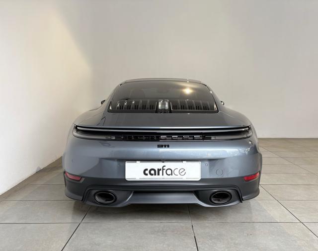 PORSCHE 992 Carrera