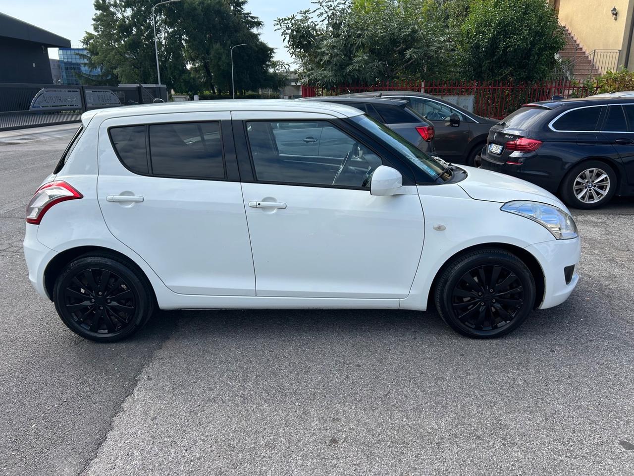 Suzuki Swift 1.2 VVt 95cv 5porte Gl top