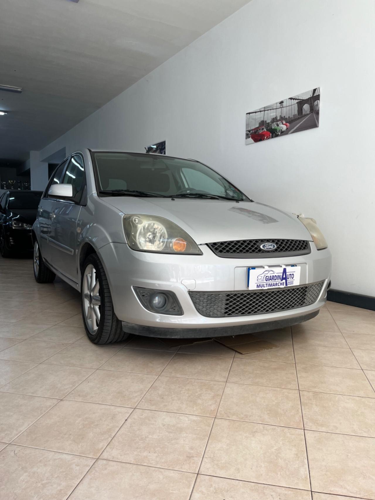 Ford Fiesta 1.4 TDCi 5p. Titanium