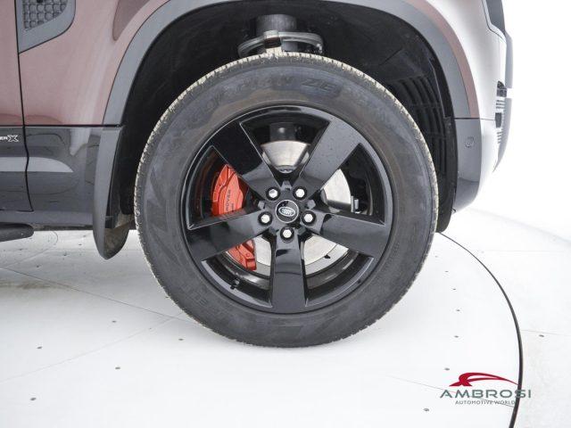 LAND ROVER Defender 130 3.0d i6 mhev X awd 300cv auto 8p.ti