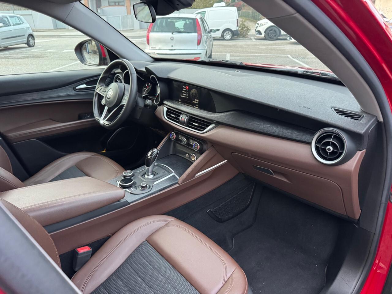 Alfa Romeo Stelvio 2.2 Turbodiesel 190 CV AT8 Q4 Super