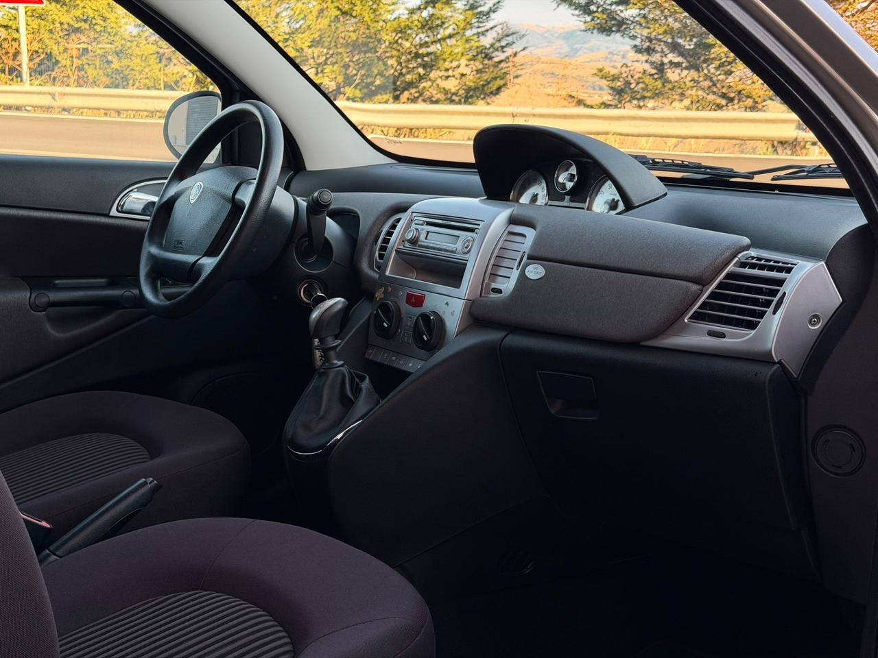 Lancia Ypsilon 1.2 69 CV Platino - SOLI 31.000KM