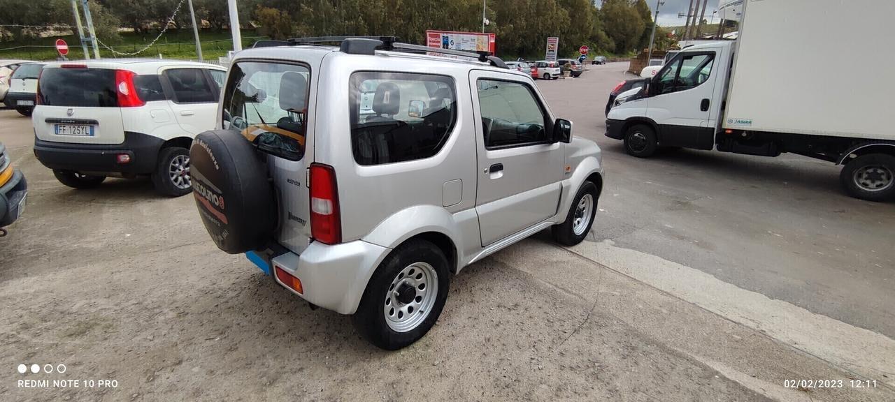 Suzuki Jimny 1.5 DDiS cat 4WD JLX