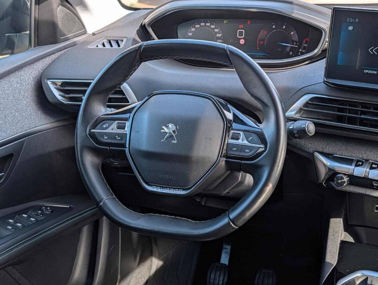 Peugeot 3008 BlueHDi 130 S&S Allure Pack