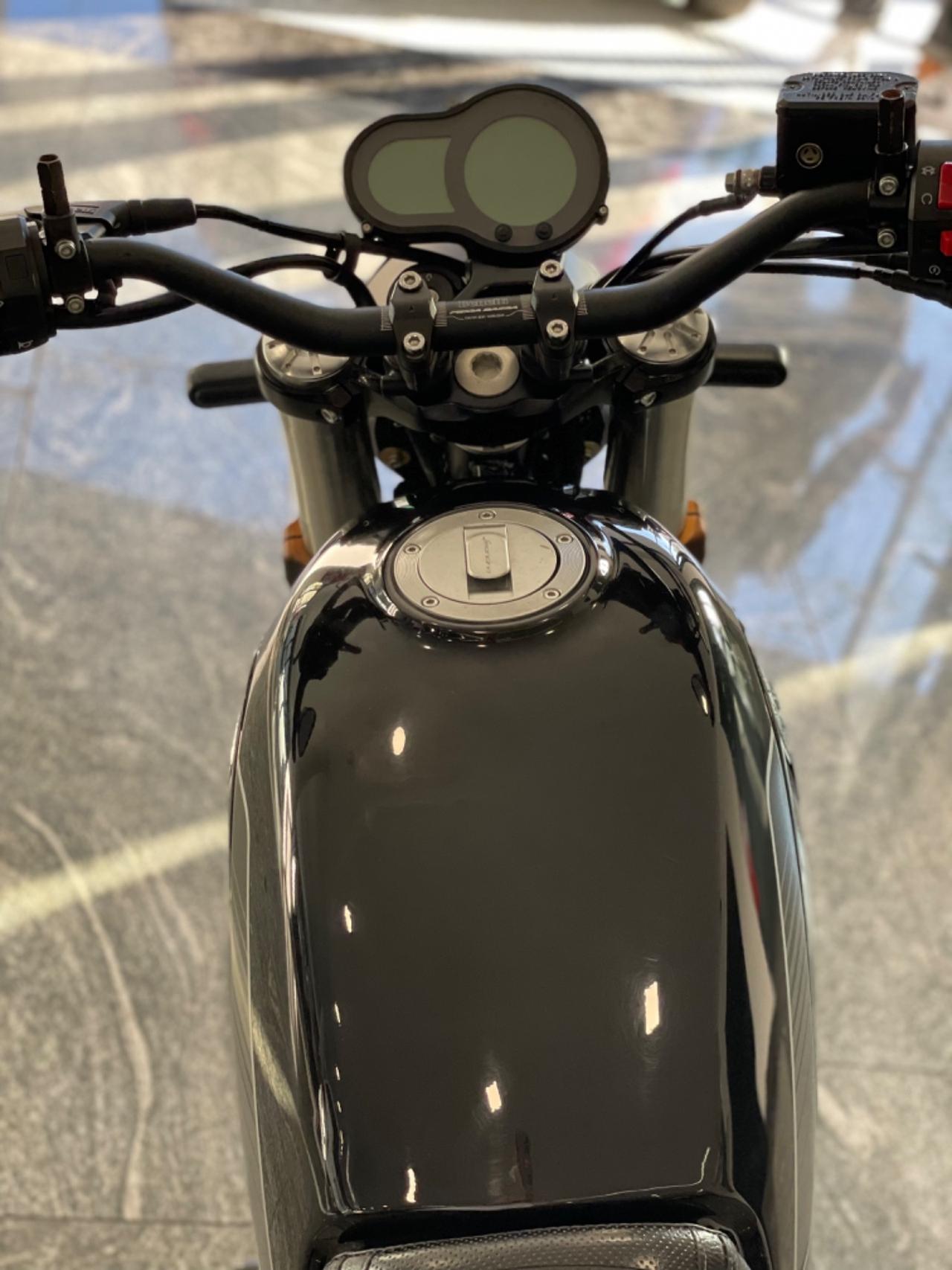 Benelli Leoncino 500