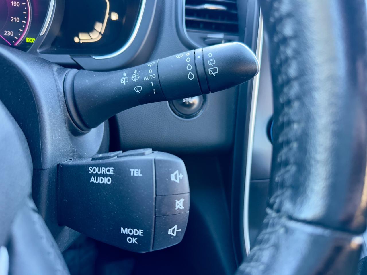 Renault Scenic Scénic dCi 8V 110 CV EDC Energy Intens