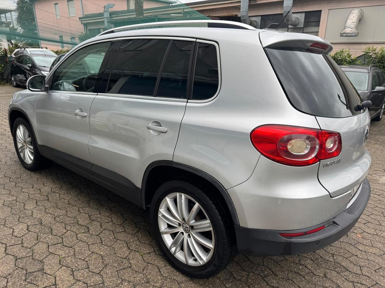 Volkswagen Tiguan 2.0 TDI DPF 4MOTION tiptronic Track & Field*FULL OPTIONAL