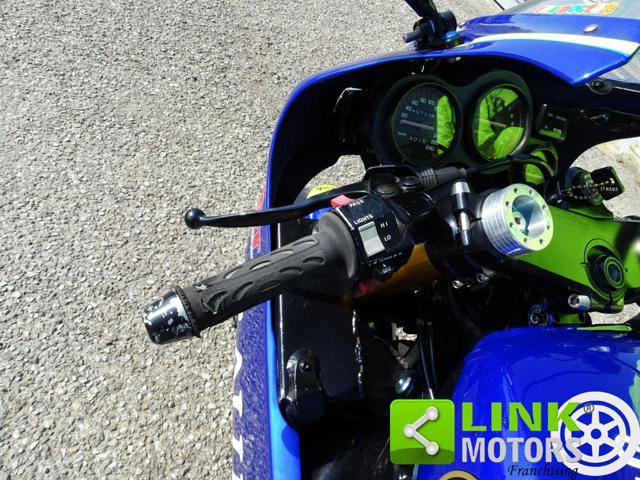 YAMAHA RD 500 LC REPLICA VALENTINO ROSSI