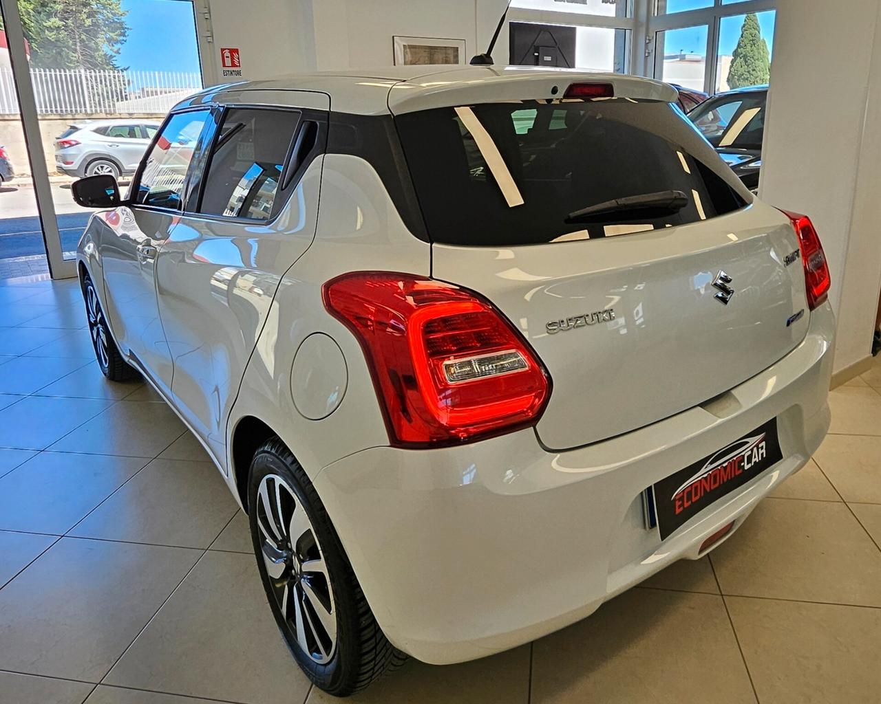Suzuki Swift 1.2 Hybrid Top