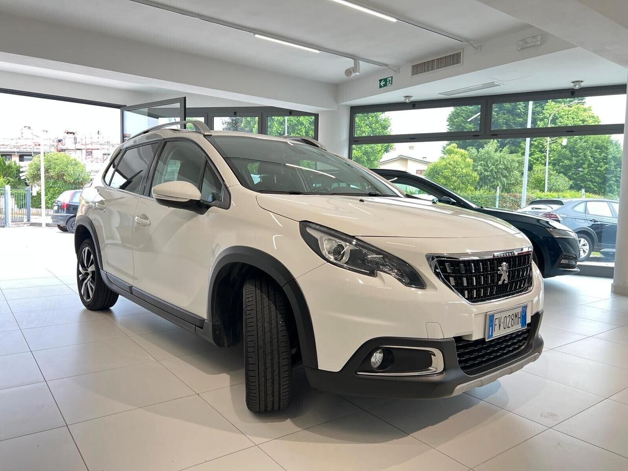 Peugeot 2008 BlueHDi 120 EAT6 S&S Allure