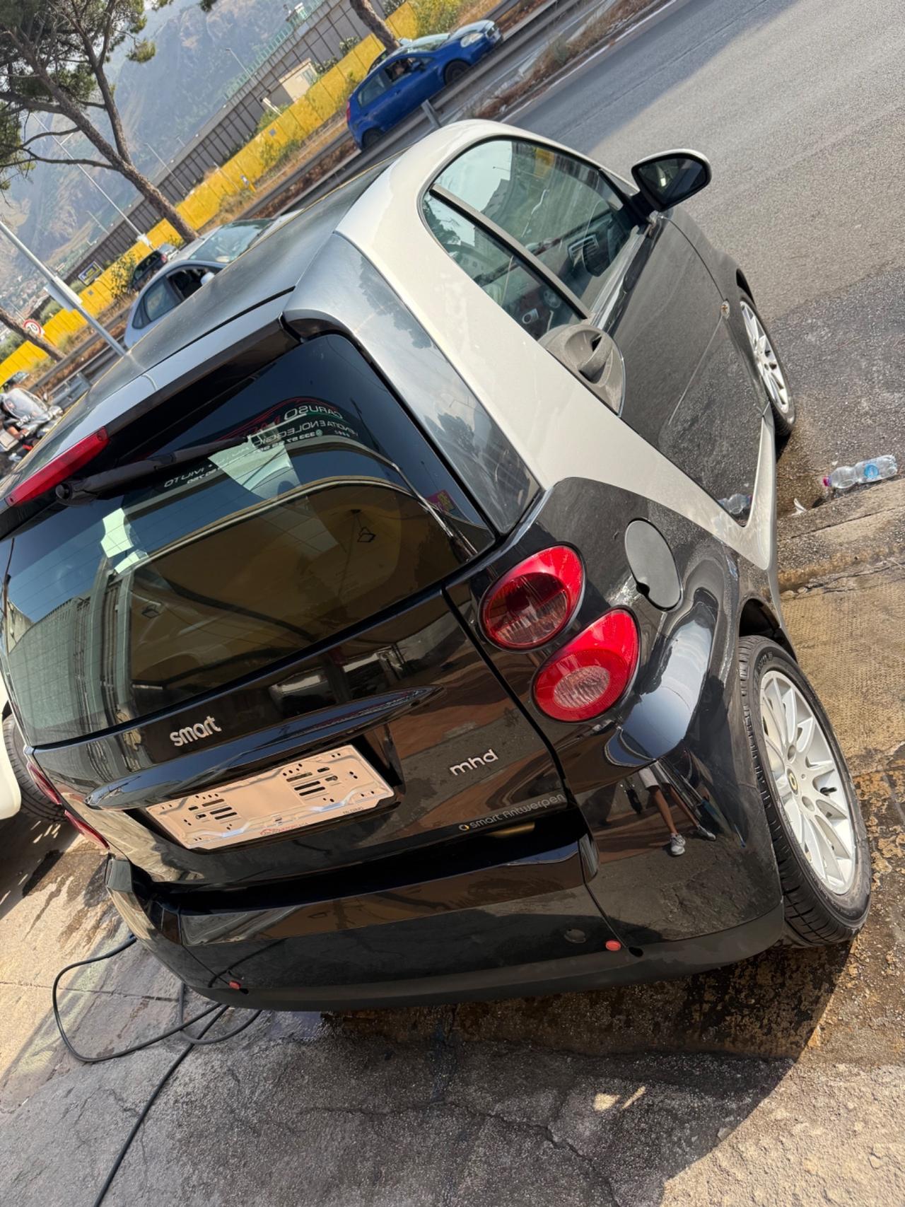 Smart ForTwo 1000 52 kW MHD coupé passion