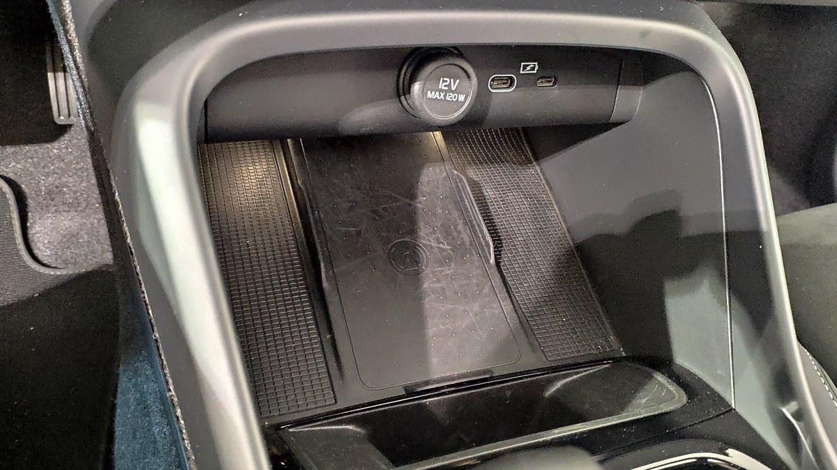 VOLVO Xc40 B3 Mild Hybrid Automatico Ultra Dark