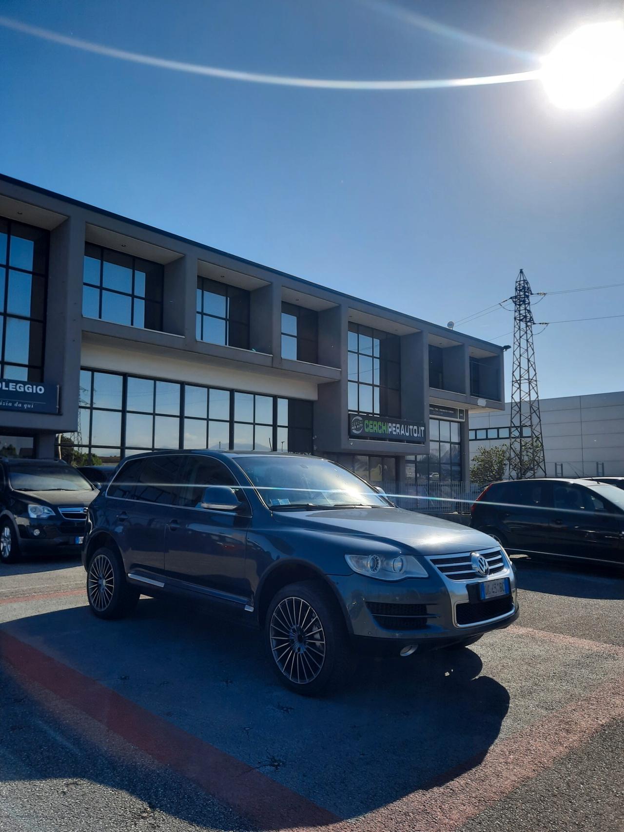 Volkswagen Touareg 3.0/240CV V6 TDI DPF Exclusive