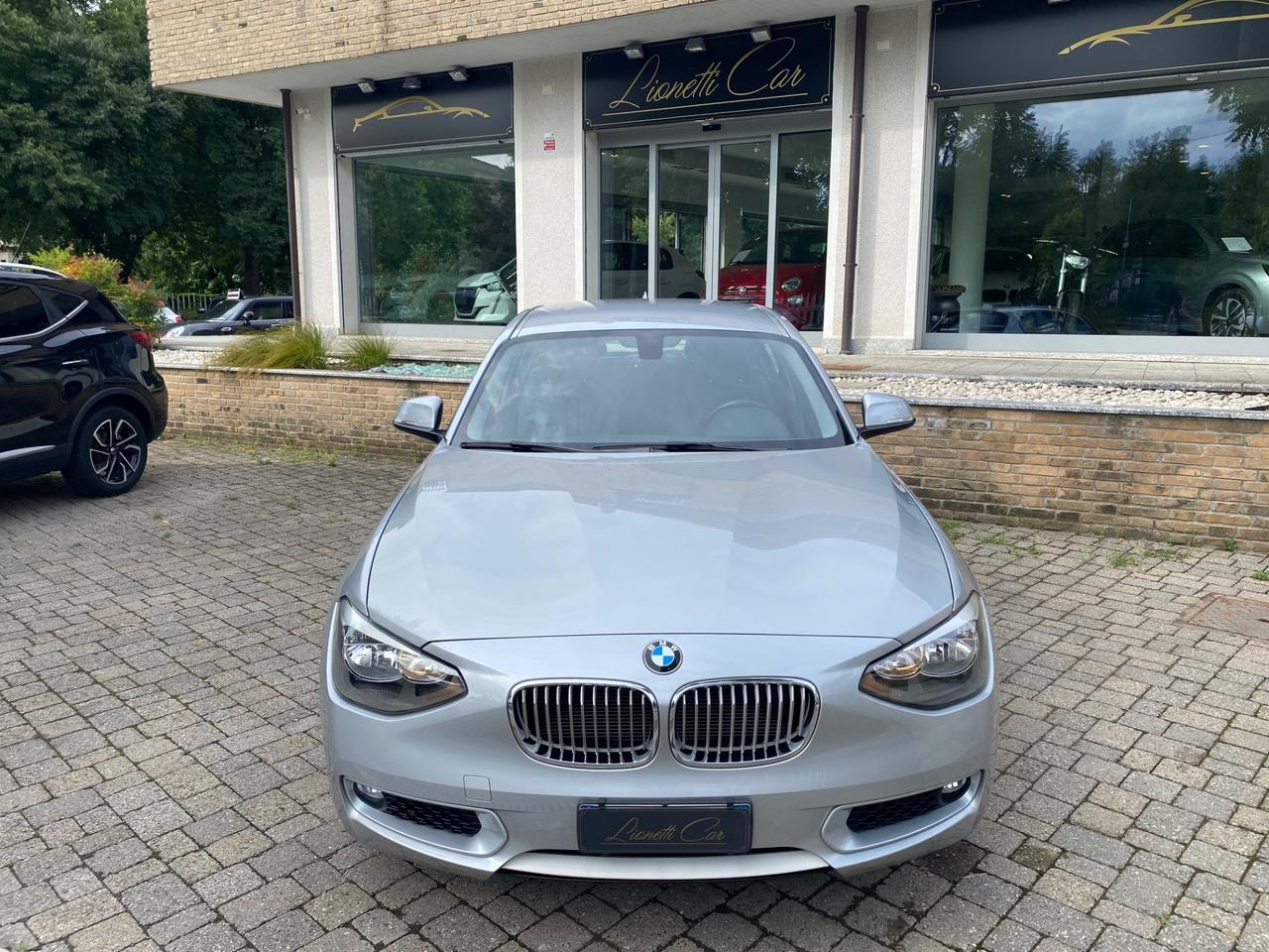 Bmw 118 118d 5p. Urban SOLI 49.000 KM !!