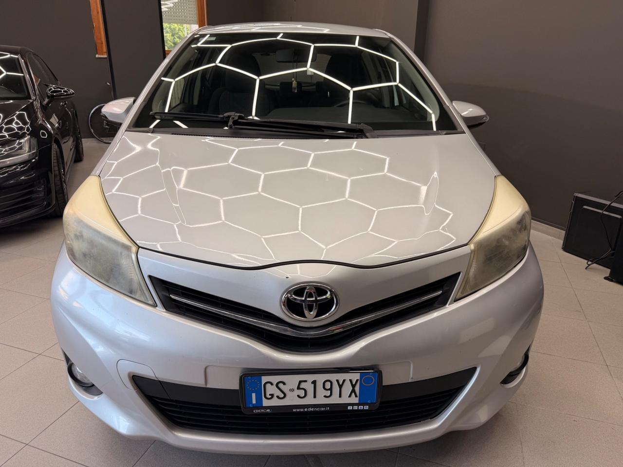 Toyota Yaris 1.4 D-4D 5 porte Lounge