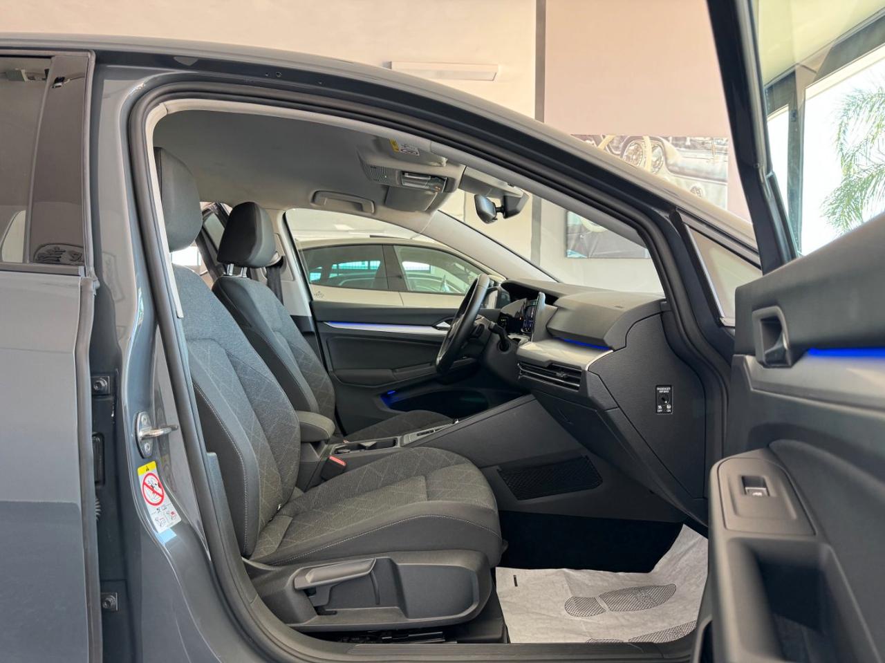 Volkswagen Golf 1.0 etsi evo 110cv dsg Uniprop Full Opt