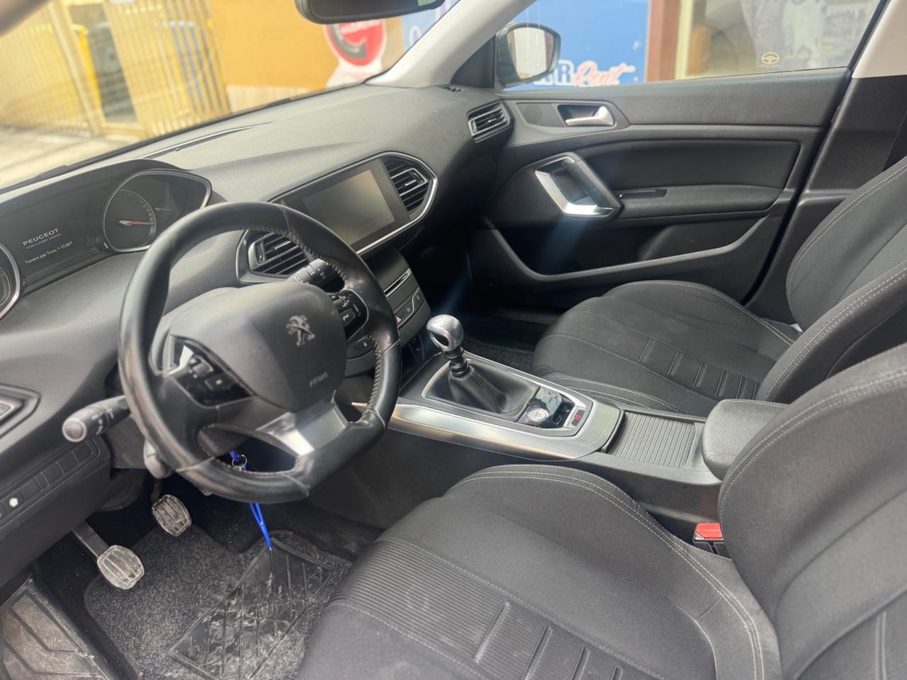 Peugeot 308 1.6 e-HDi 115 CV Stop&Start Allure