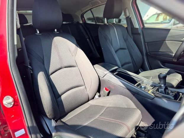 MAZDA 3 1.5 Skyactiv-D Exceed OK NEOPATENTATI