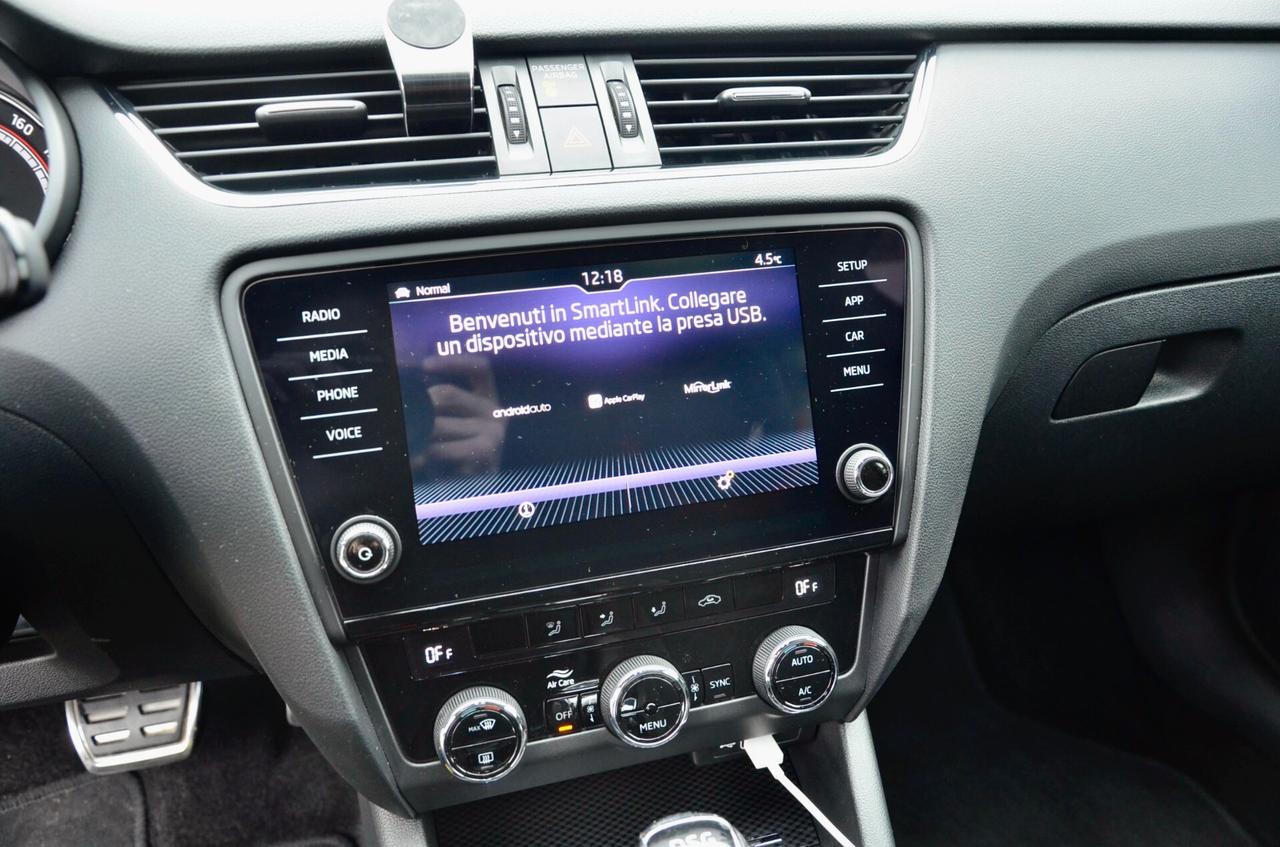 SKODA OCTAVIA SW 2.0 TSI RS 245cv DSG, SERVICE VW, UFF ITALIANA, SCARICO, FULL LED, RETROCAMERA, APPLE ANDROID, 19", PERMUTE