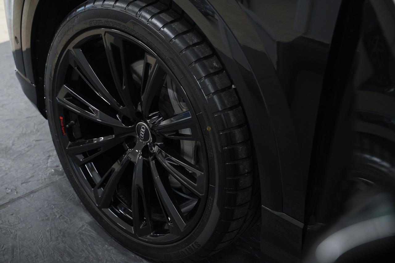 Audi Q8 60 TFSI e quattro tiptronic S line plus