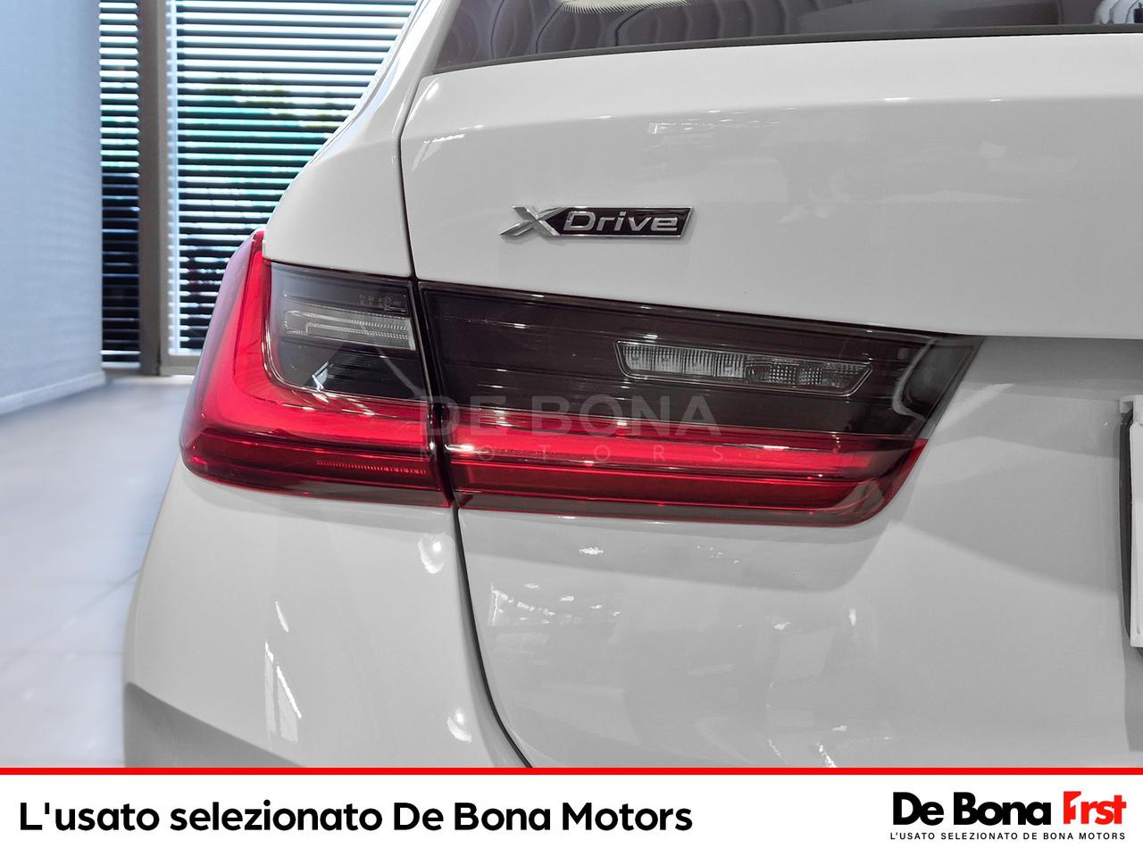BMW Serie 3 320d touring mhev 48v xdrive auto