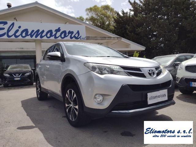 TOYOTA - RAV4 - 2.0 D-4D 2WD Business Pack