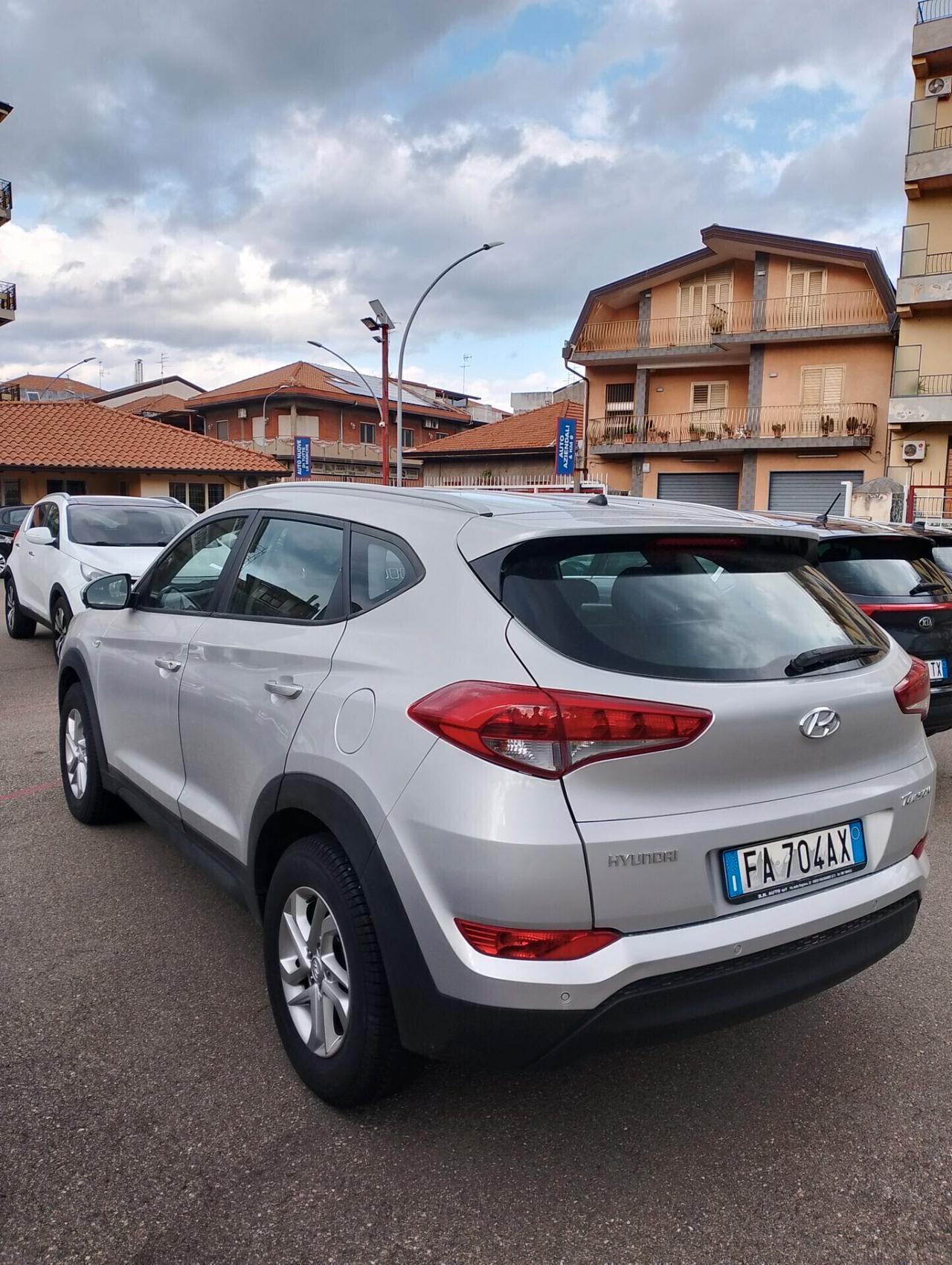 Hyundai Tucson 1.7crdi 115cv 2015