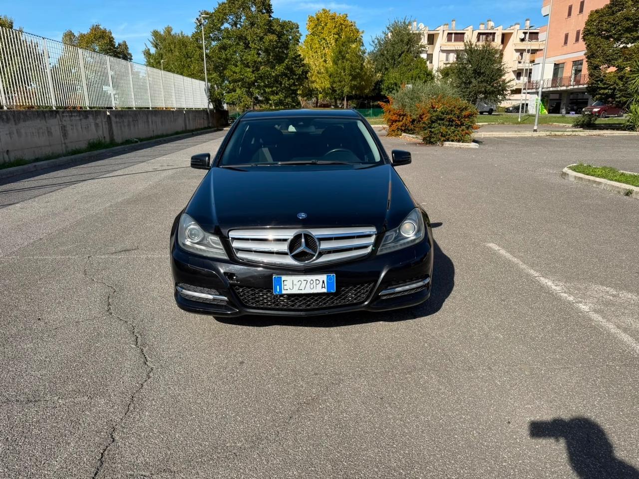 Mercedes-benz C 200 220 CDI BlueEFFICIENCY Elegance