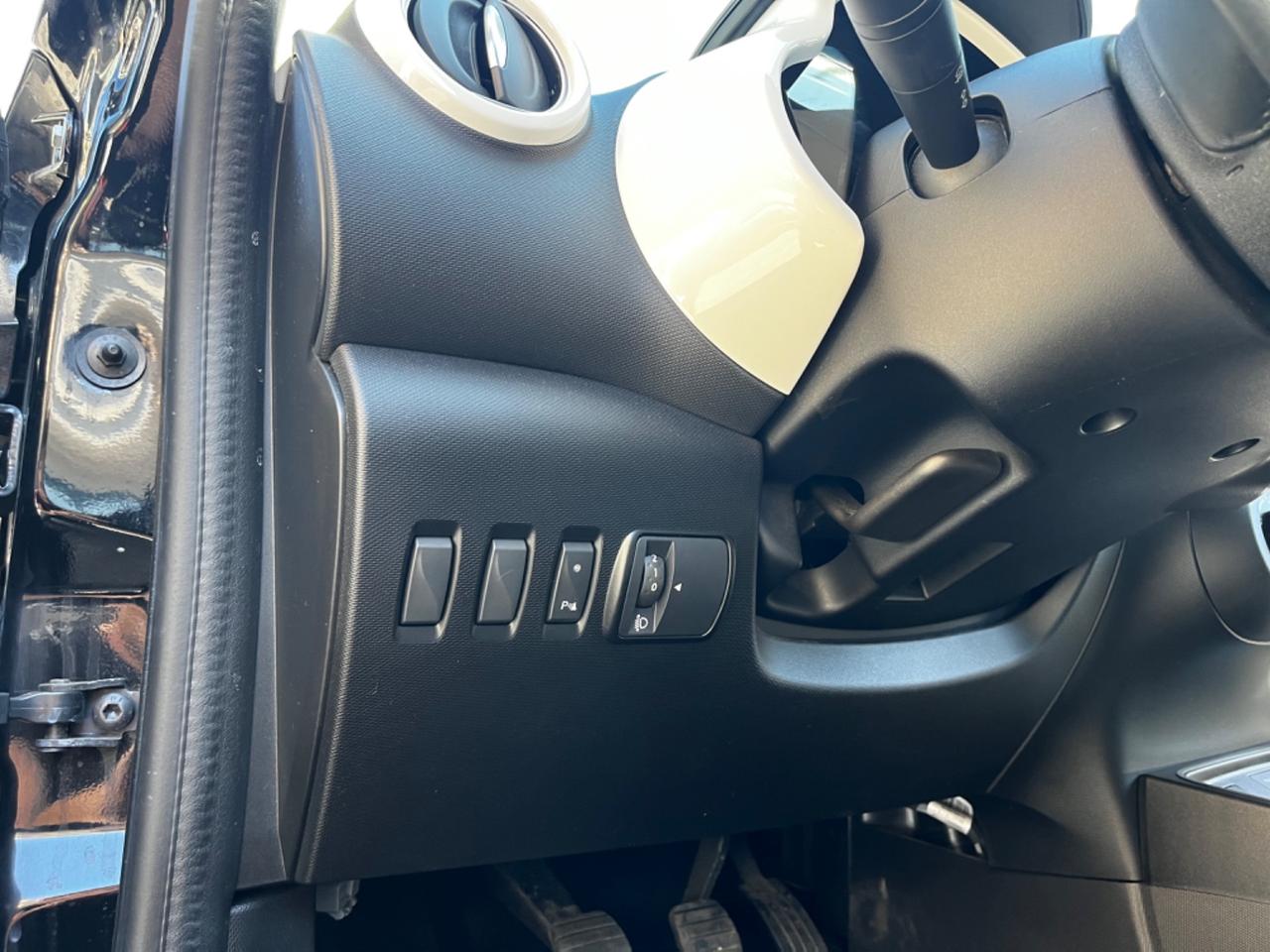 Renault Twingo 2020 57.000KM 1.0 BENZ