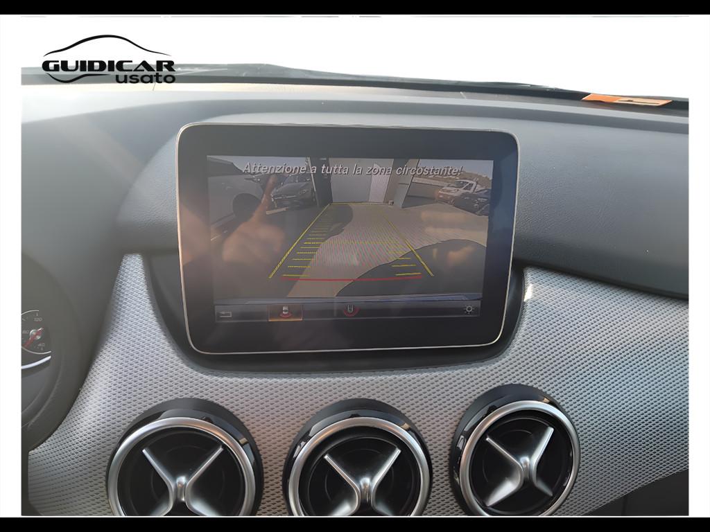 Mercedes-Benz Classe B - T246 - B 200 d (cdi) Sport auto