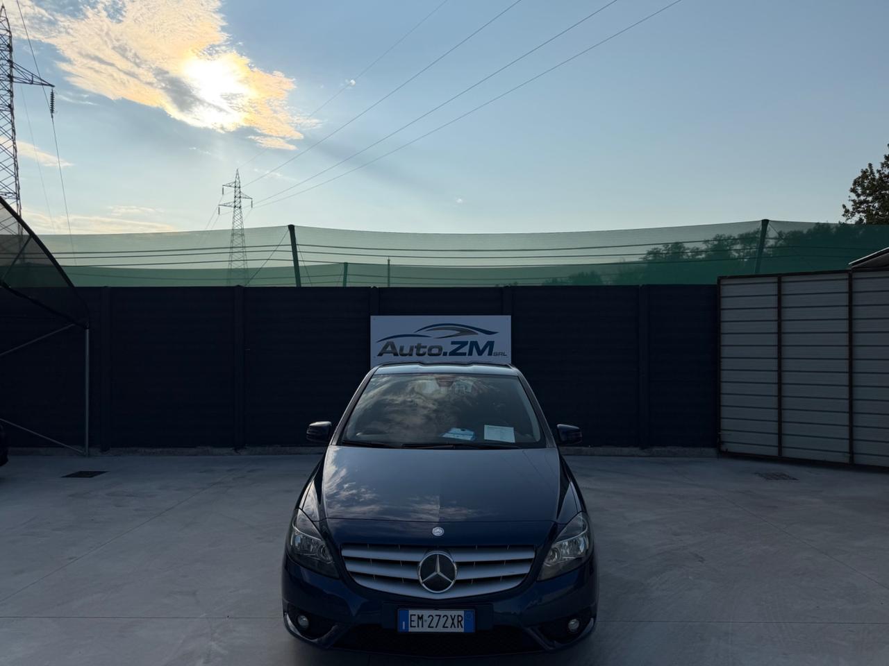 Mercedes-benz A 180 AUTOMATIC Premium