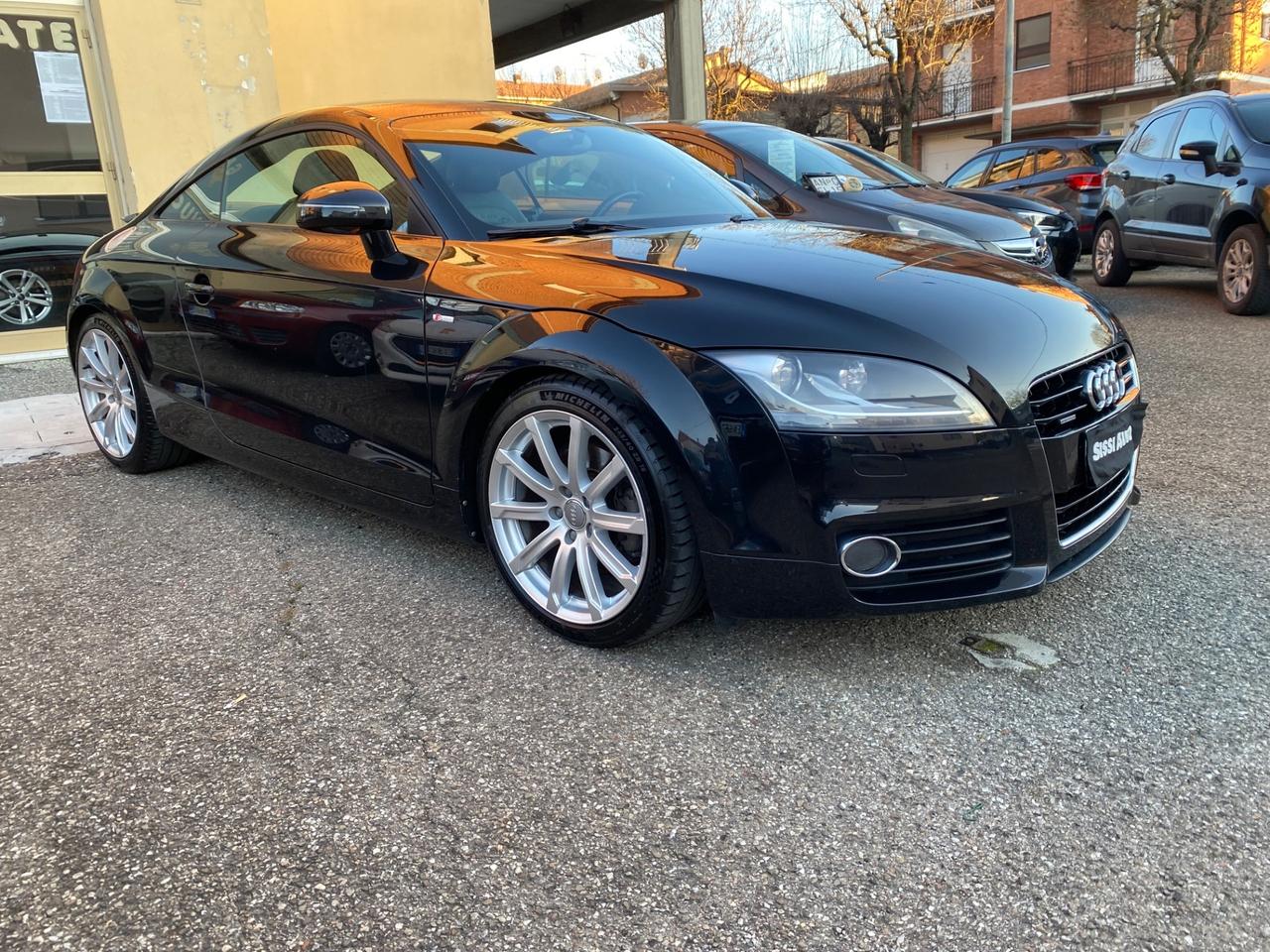Audi TT Coupé 2.0 TDI quattro Advanced S-LINE