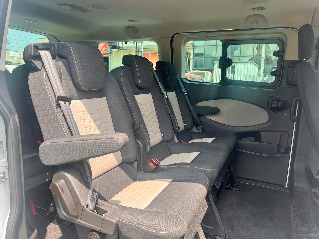 Ford Tourneo Custom Tourneo Custom 310 2.0 TDCi 130CV PC Titanium