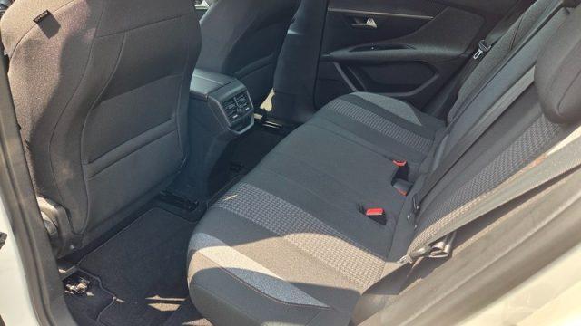 PEUGEOT 3008 BlueHDi 120 S&S Active PERMUTE IN ARRIVO