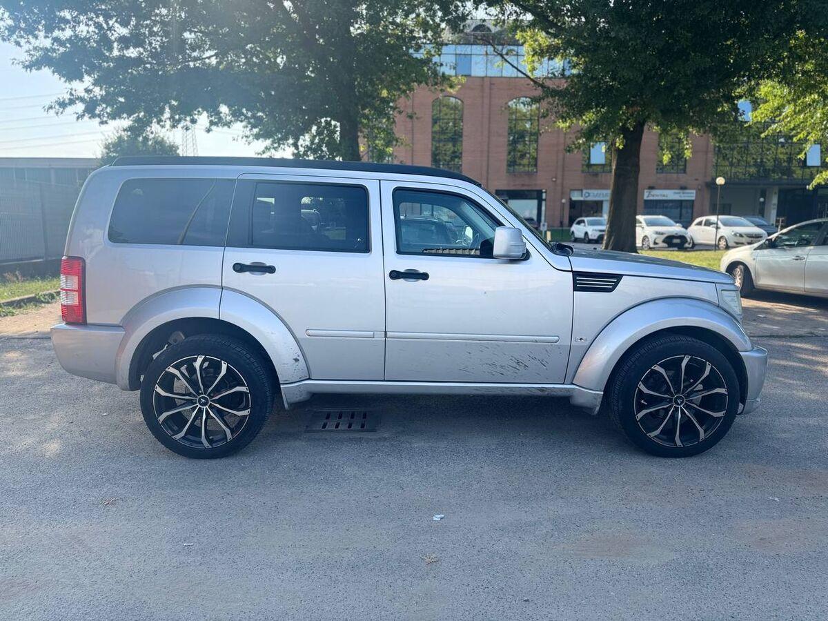 Dodge Nitro 4.0 V6 R T 4wd auto