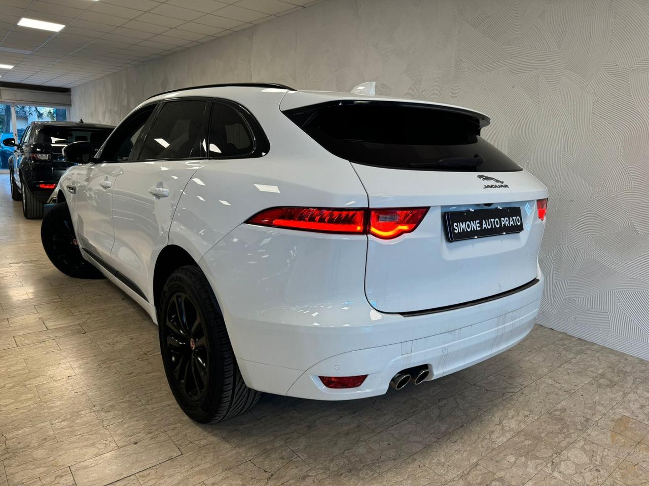 Jaguar F-Pace 2.0 D 180 CV AWD aut. Portfolio