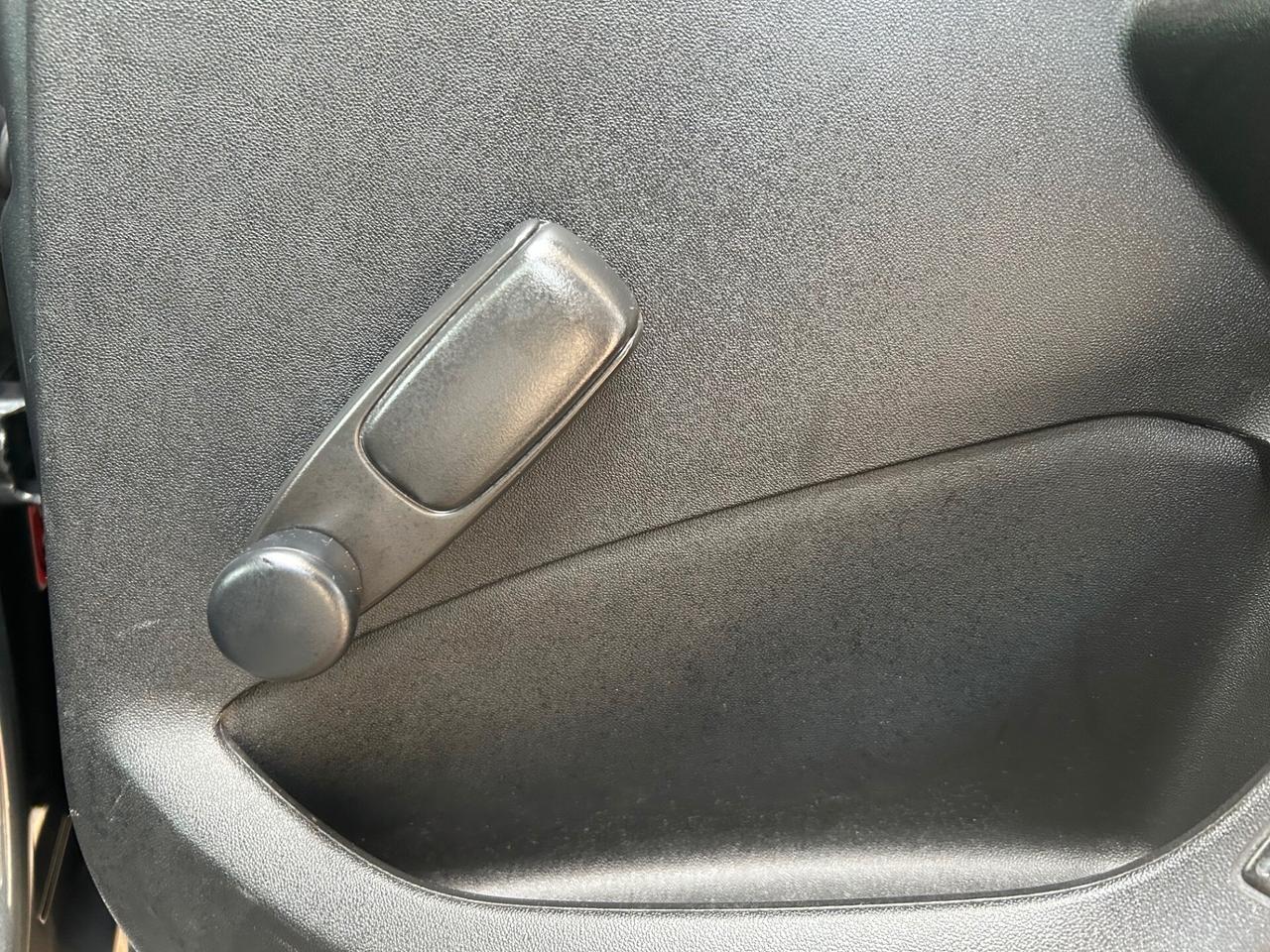 Peugeot 208 1.6 BlueHDi Allure