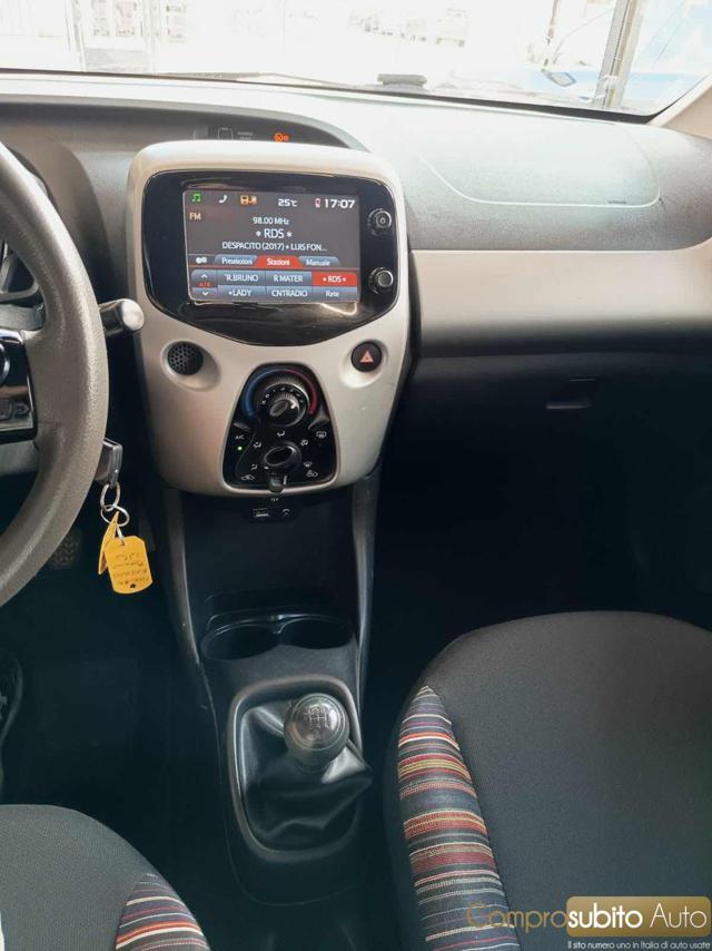 CITROEN C1 Airscape PureTech 82 5 porte Shine